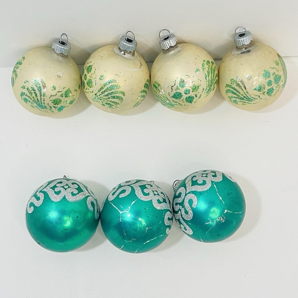 7 Vintage Shiny Brite Glass Christmas Ornaments Green White Cream Stenciled